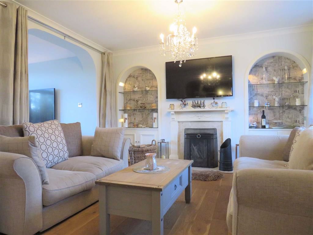 Wilcot Road, Pewsey, Wiltshire Caulfields Residential Sales