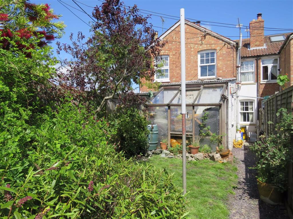 Longcroft Road, Devizes, Wiltshire Caulfields Residential Sales